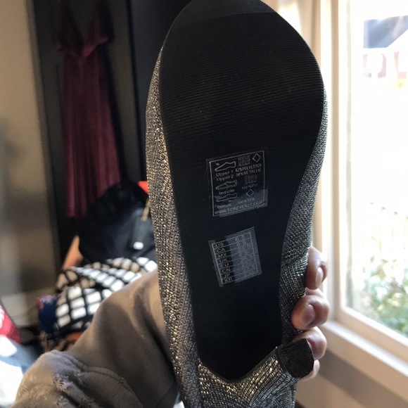 Silver sparkly platform heels - Picture 4 of 4